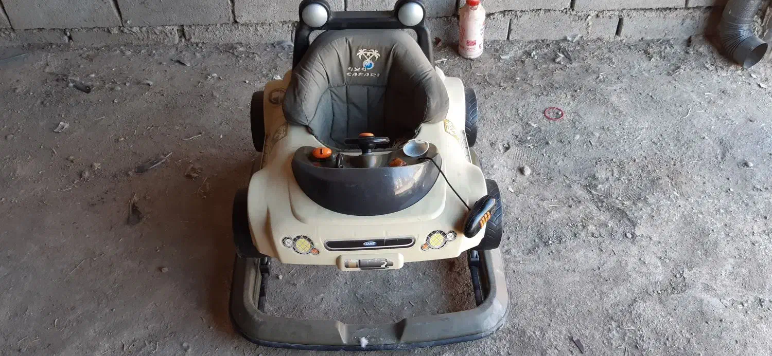 روروئک|کالسکه و لوازم جانبی|بروجرد, |دیوار