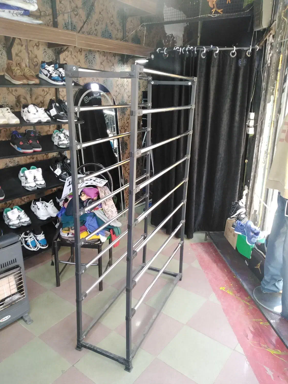 رگال شال و لباس|کتابخانه، شلف، قفسه‌های دیواری|خرم‌آباد, |دیوار