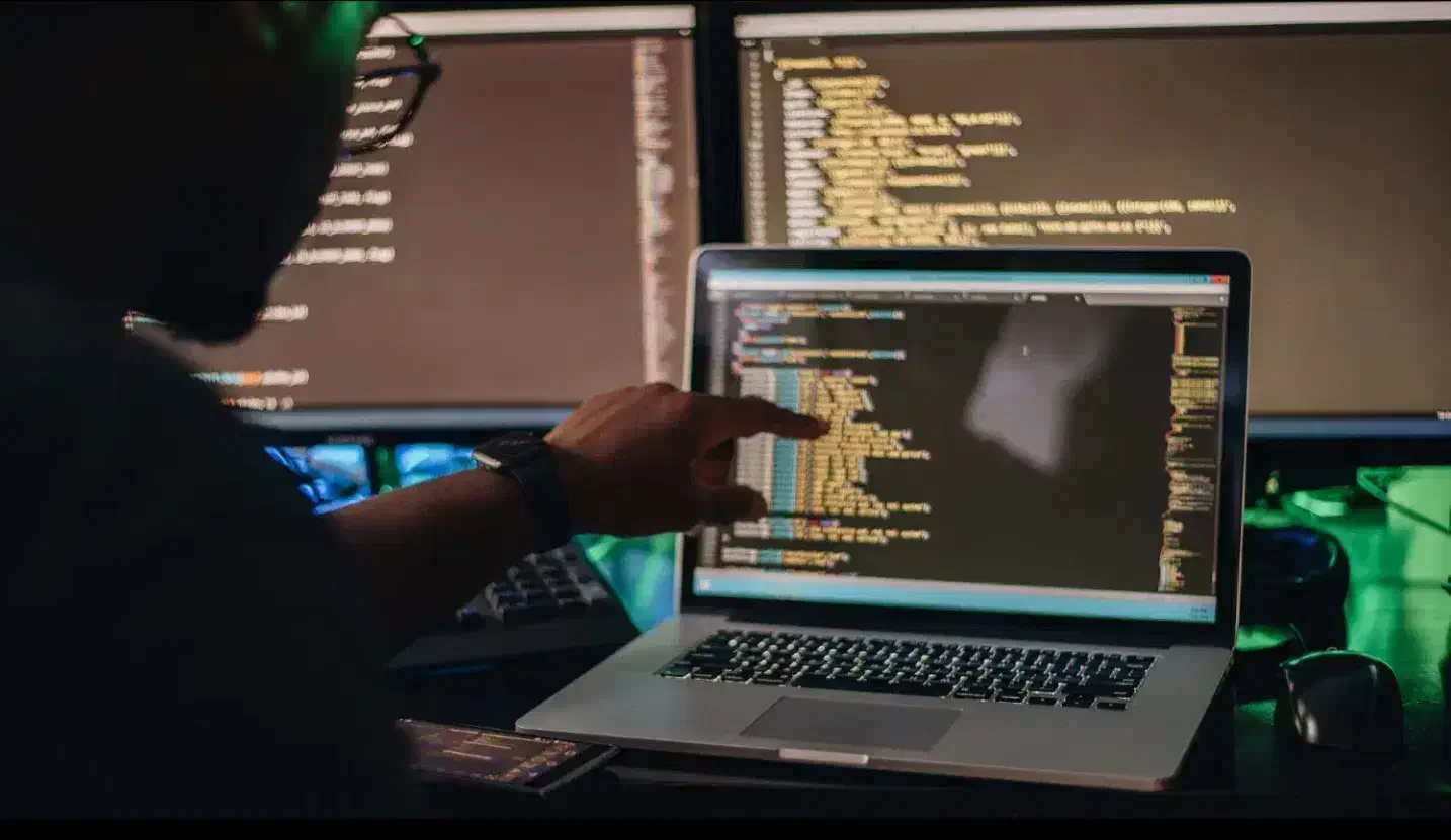 به دنبال جایی برای کار آموزی یا کار هستم|استخدام رایانه و فناوری اطلاعات|بیرجند, |دیوار