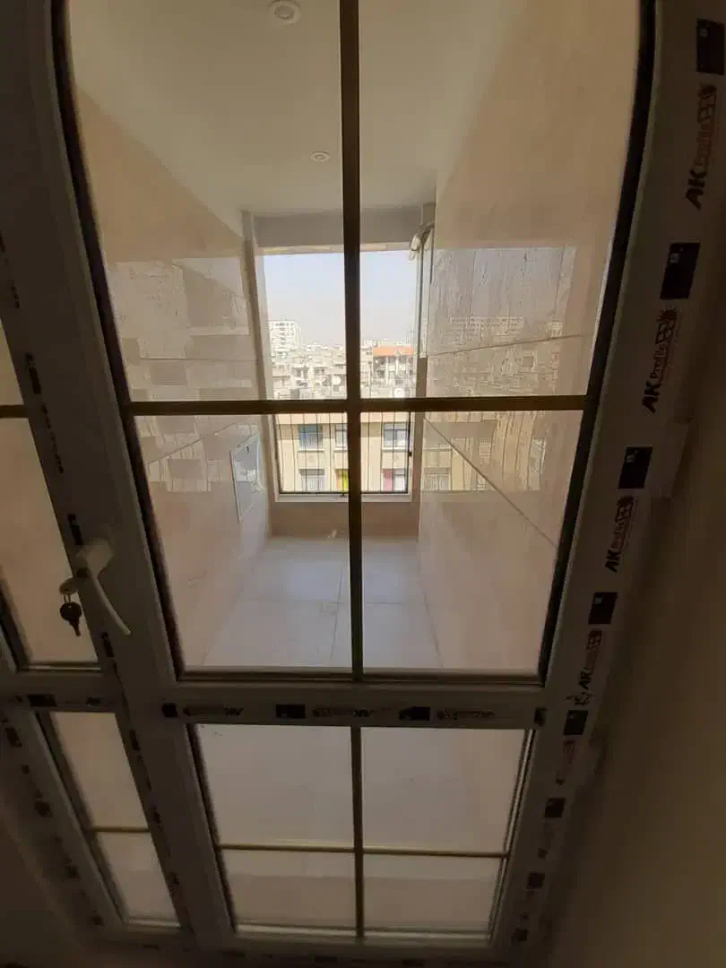 ۹۵متر نوساز فول/دبستان