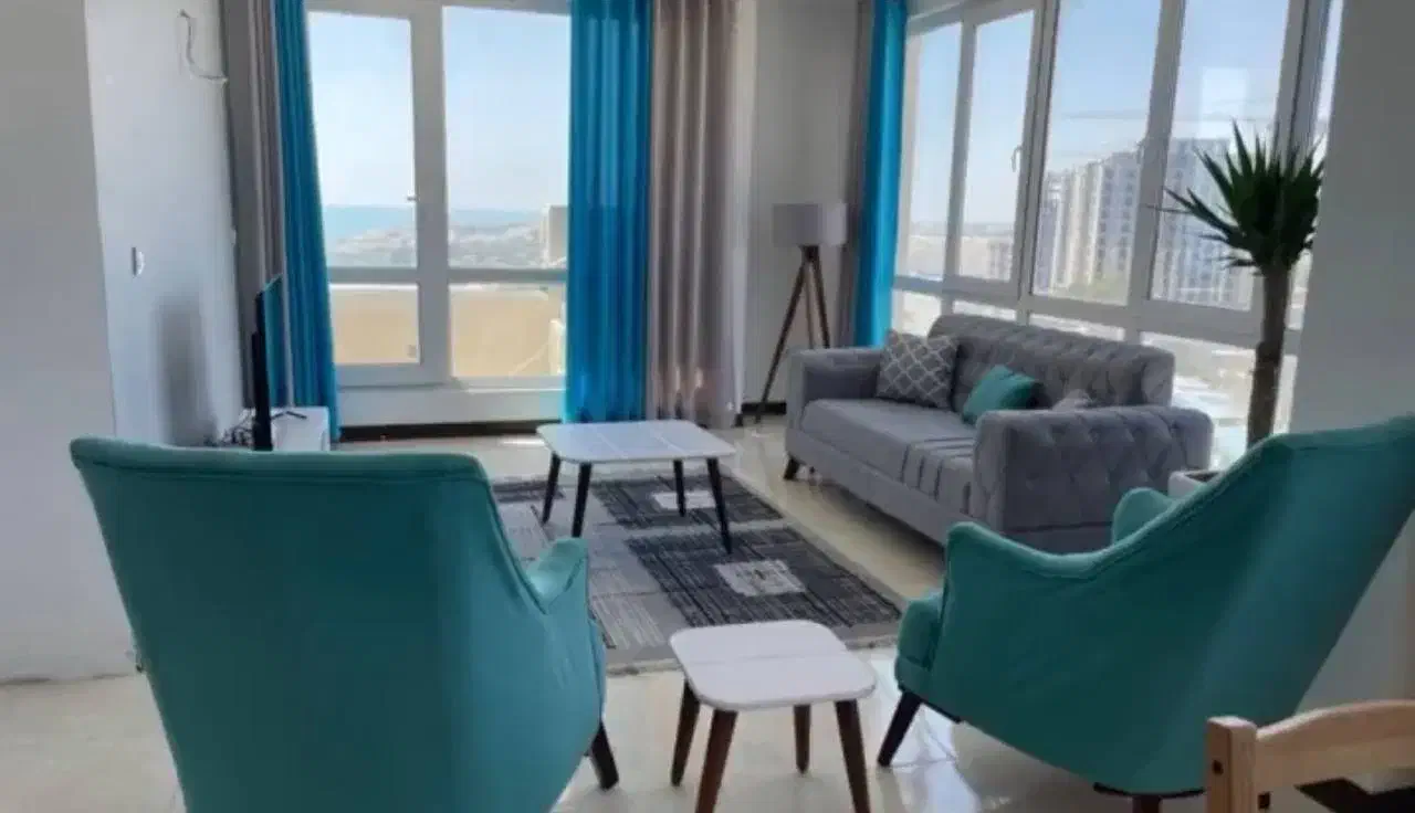 واحدساحلی مبله دوخواب باتراس دلباز کیش|اجارهٔ کوتاهمدت آپارتمان و سوئیت|کیش, |دیوار