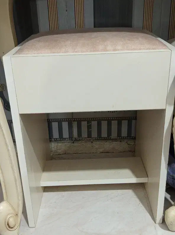 هویزه اهل جرف|تخت و سرویس خواب|سوسنگرد, |دیوار