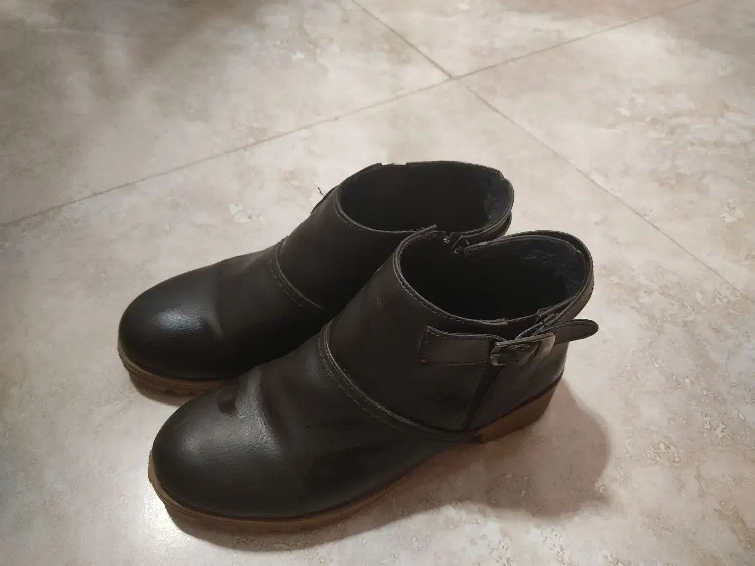 کفش|کیف، کفش، کمربند|نجف‌آباد, فرخی|دیوار