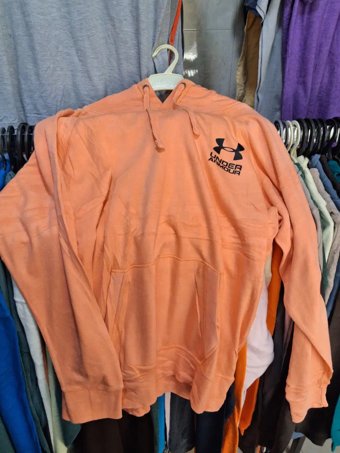 لباس فروشی بوتیک|لباس|کرج, چمن|دیوار