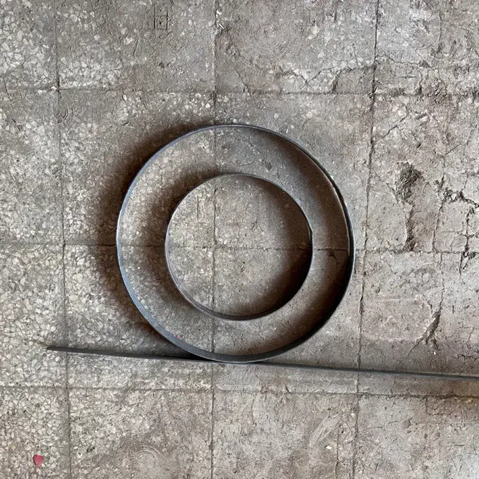 تولیدی نورد ورق ، دستی ۴۰ سانتی با ضخامت سه میل|ماشینآلات صنعتی|اصفهان, لاله|دیوار