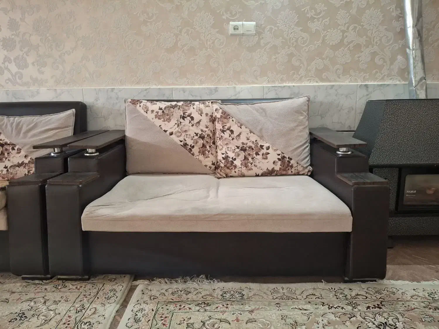 مبل ۷نفره|مبلمان خانگی و میز عسلی|شاهرود, |دیوار