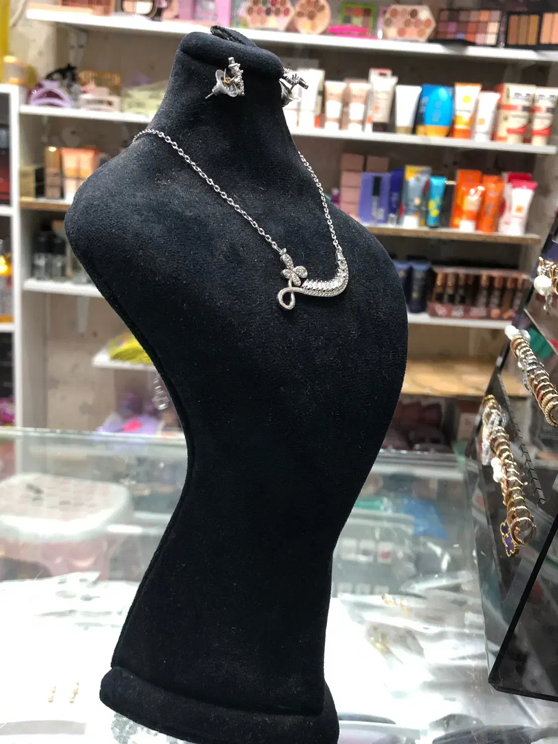 مانکن بدلیجات و ساعت|عمدهفروشی|سبزوار, نواب صفوی|دیوار