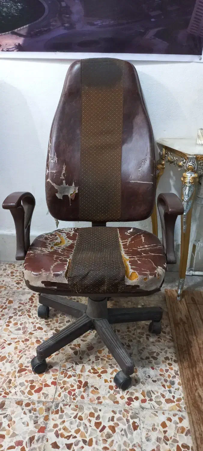 صندلی مدیریت|مبلمان اداری|گالیکش, |دیوار