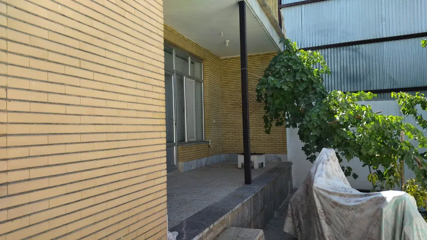 فروش منزل مسکونی|فروش خانه و ویلا|کیار, |دیوار