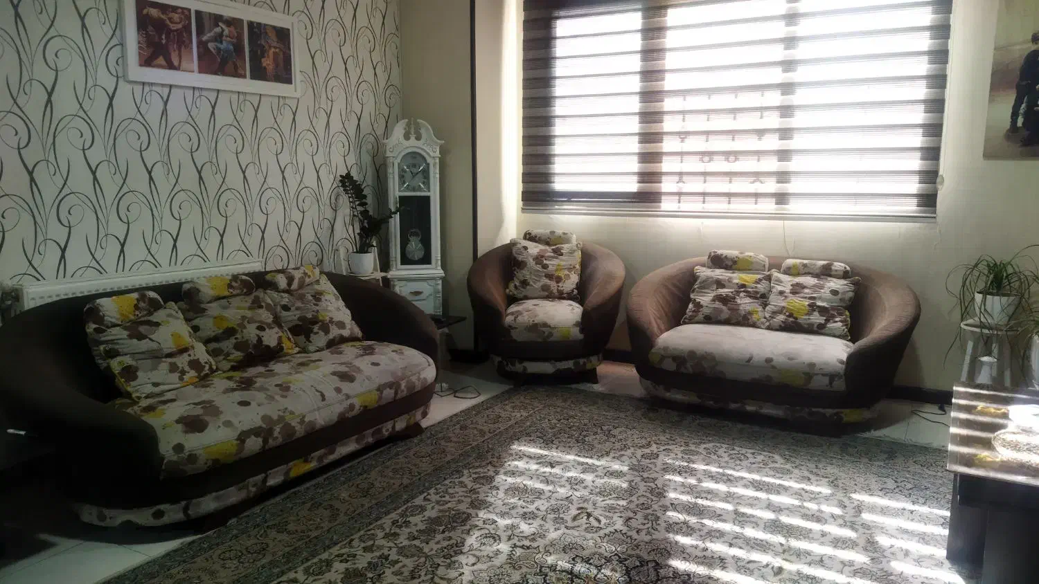 مبل ۷ نفره|مبلمان خانگی و میز عسلی|شاهینشهر, مسکن مهر|دیوار