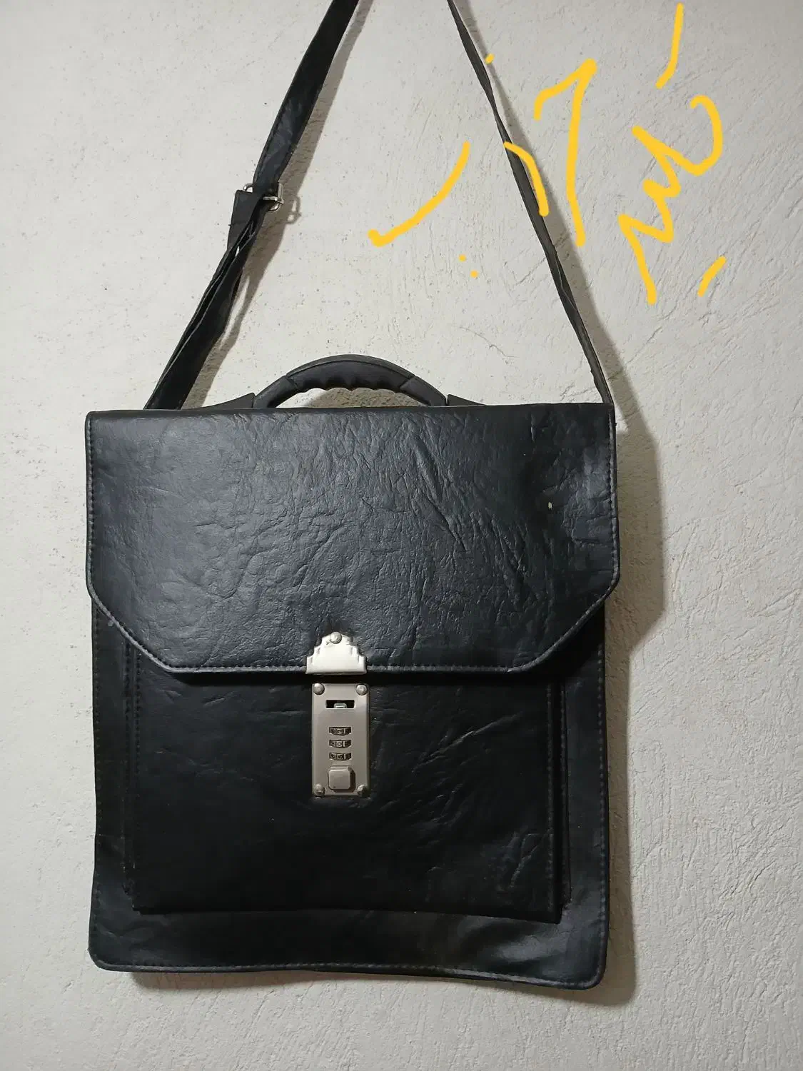 کیف چرم|کیف، کفش، کمربند|اردبیل, |دیوار