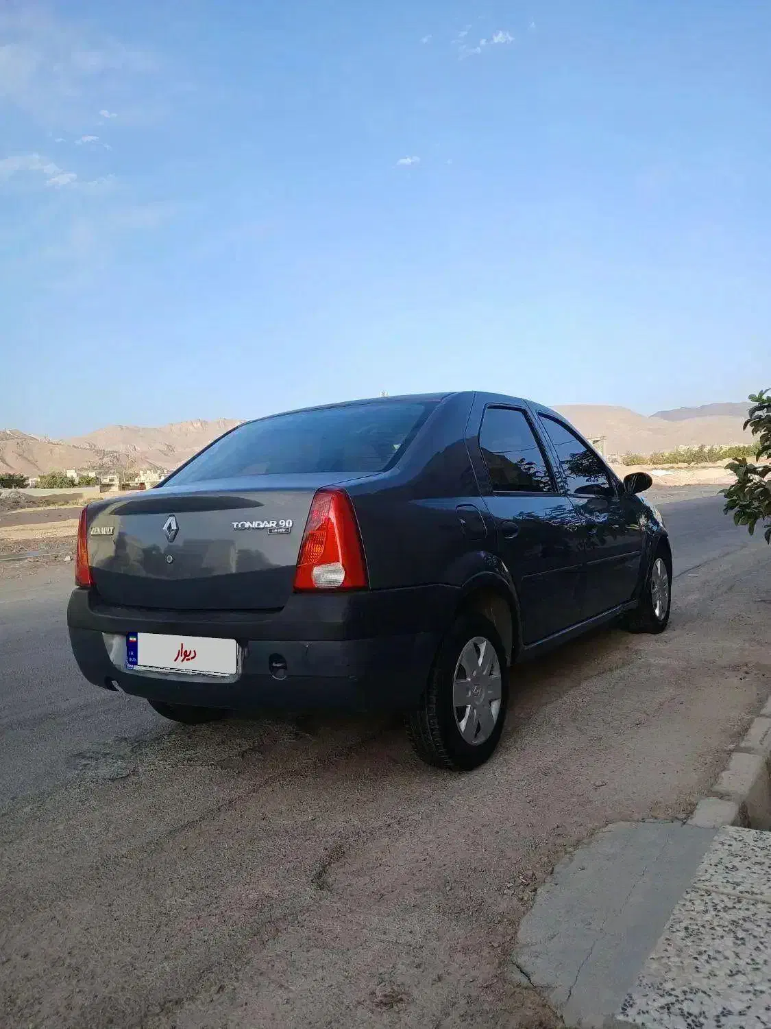 رنو تندر90L لوگانE1خانگی|خودرو سواری و وانت|آباده, |دیوار
