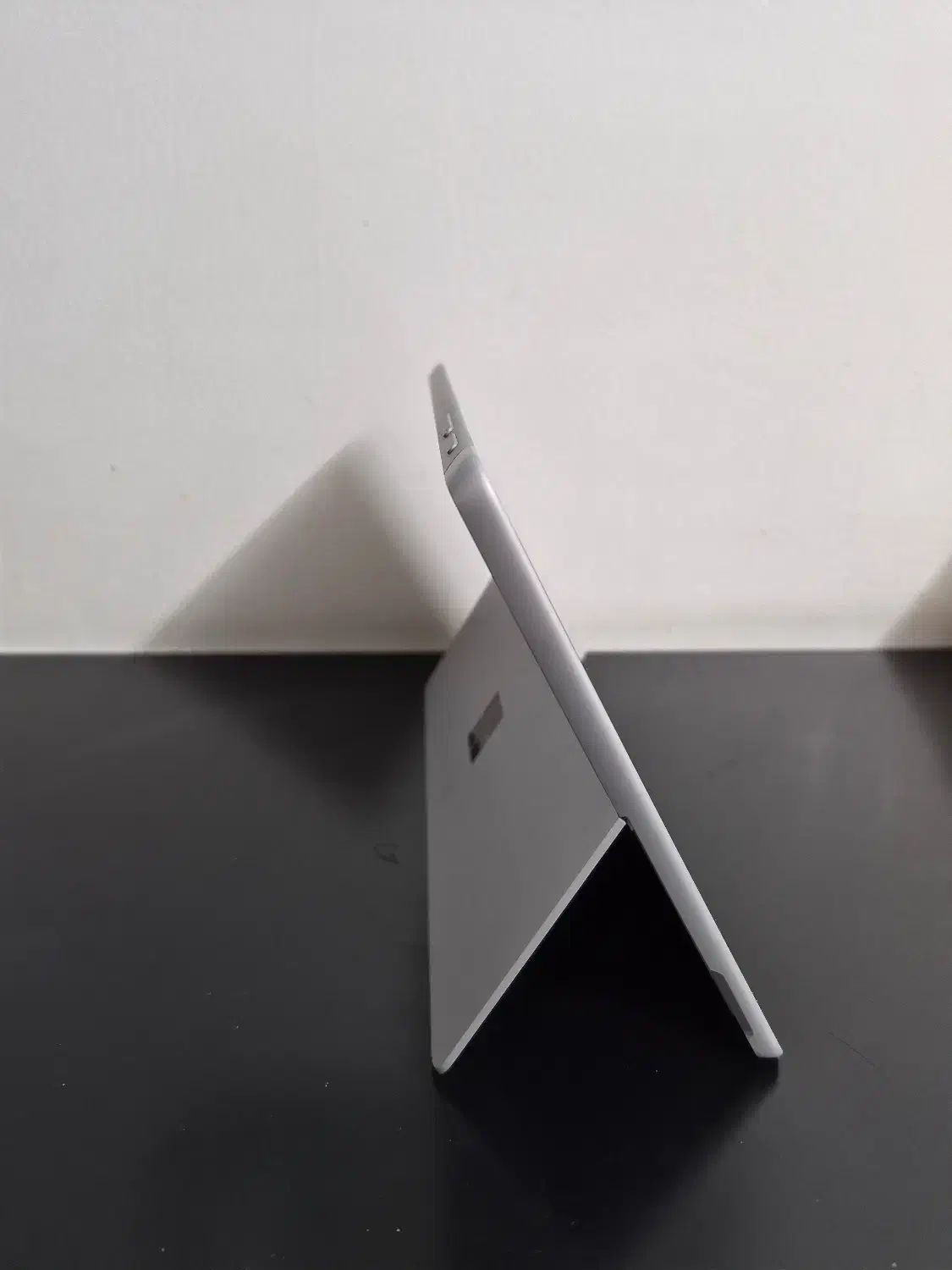 سرفیس گو 3 به همراه کیبورد اورجینال ماکروسافت|رایانه همراه|تهران, توحید|دیوار