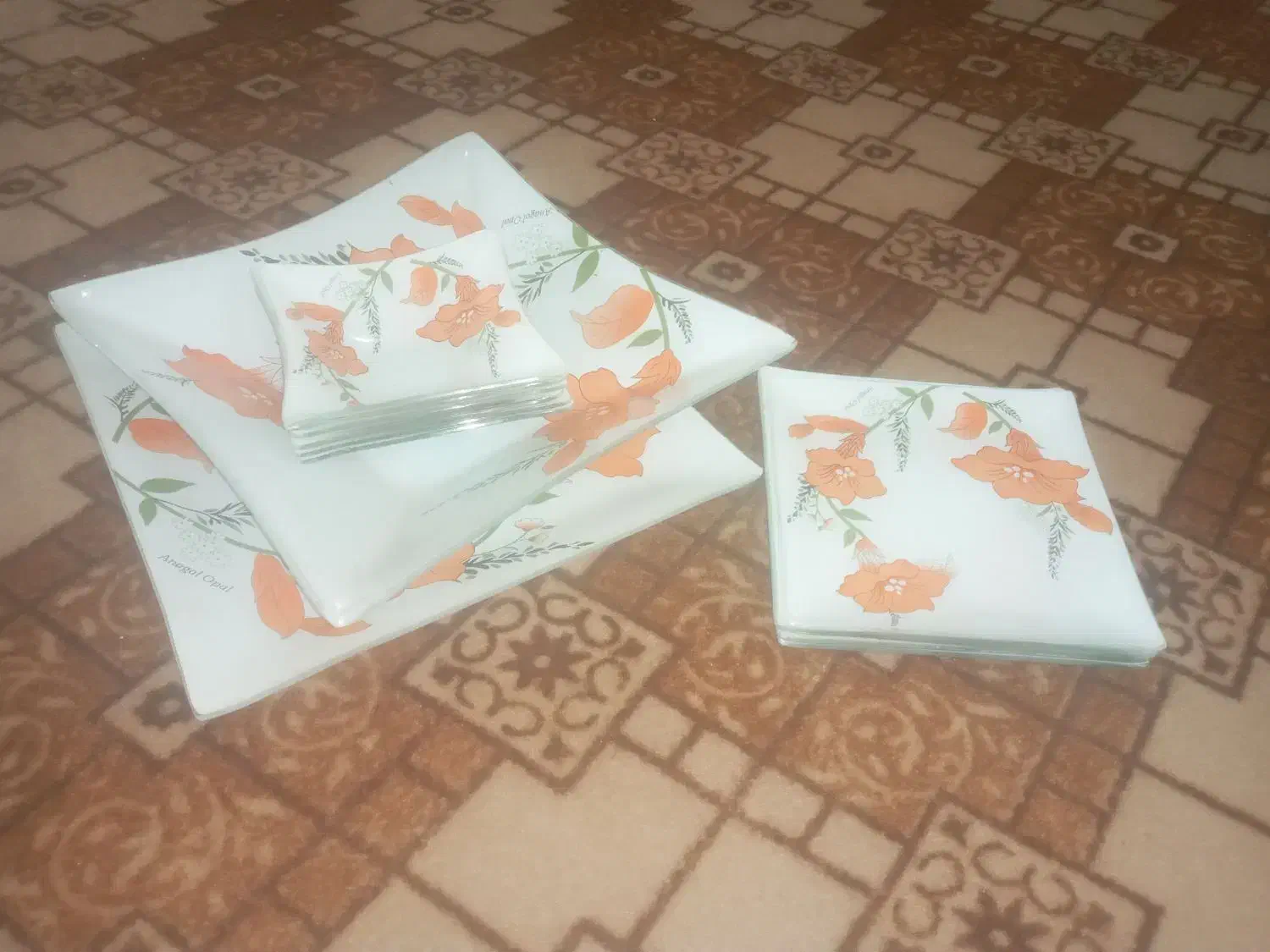 ۱۵۰۰|ظروف سرو و پذیرایی|فسا, |دیوار