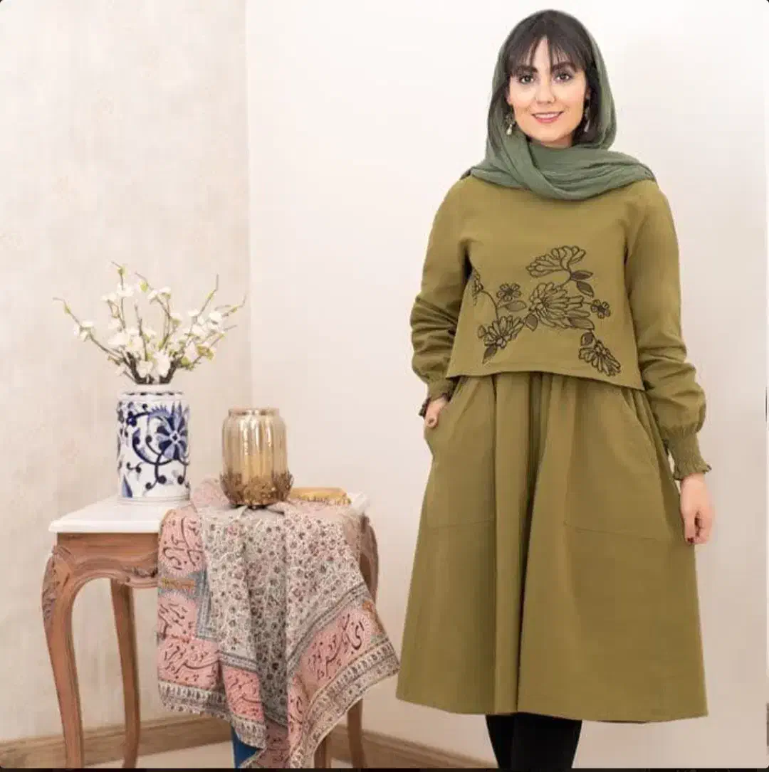 تن پوش دو تکه زنانه|لباس|شیراز, باغ تخت|دیوار