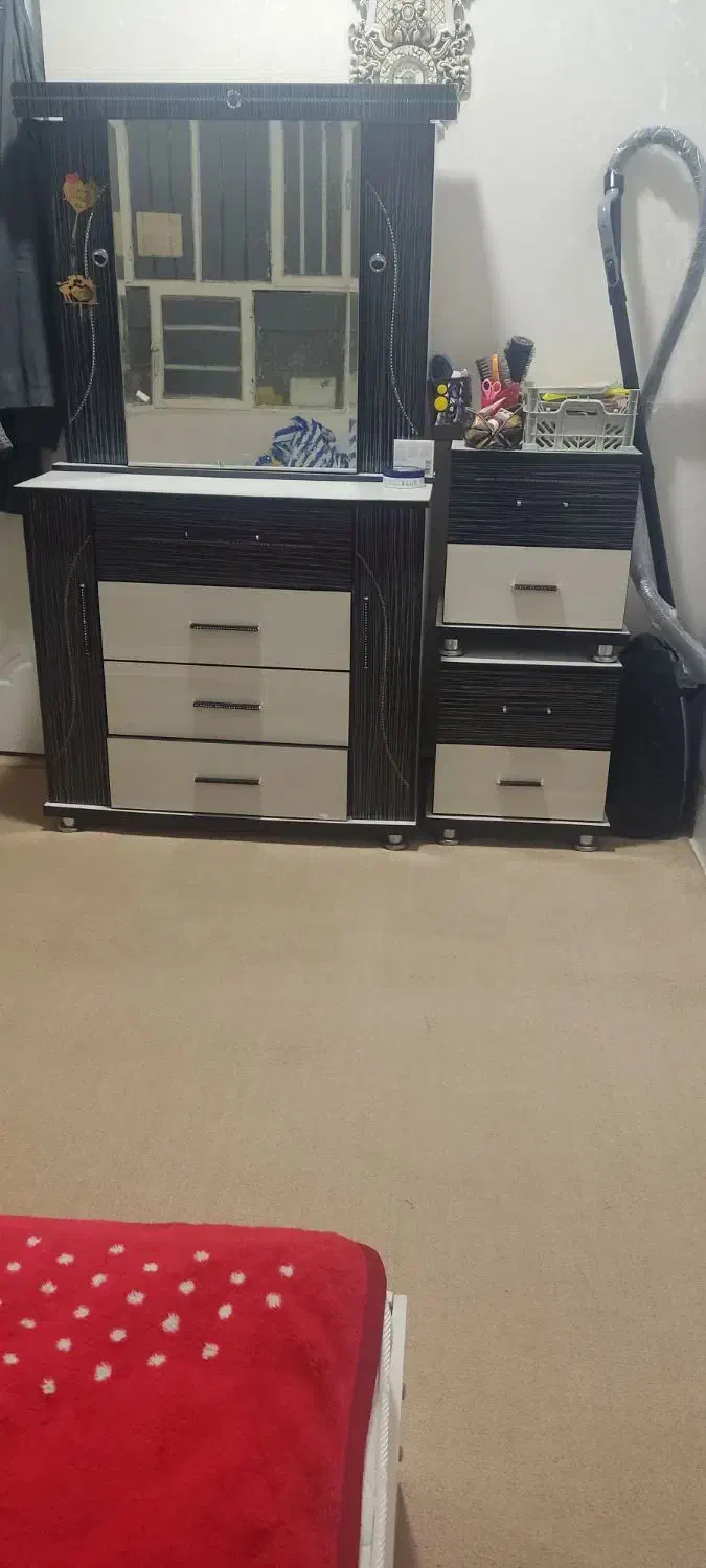 دلاور با آینه دوتا پاتختی ام دی اف اصل|تخت و سرویس خواب|اندیمشک, |دیوار