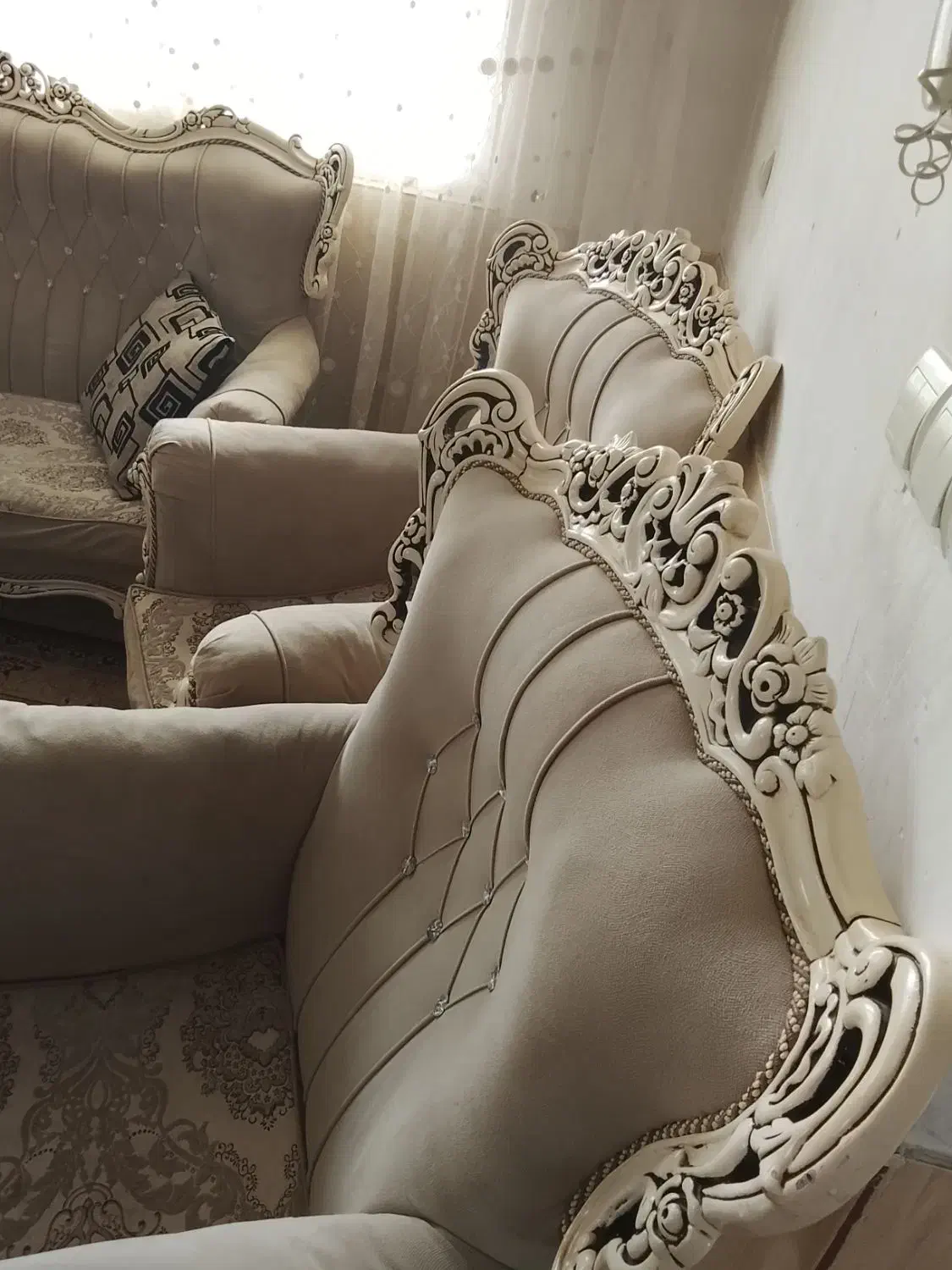 مبل در حد نو..بسیار تمیز|مبلمان خانگی و میز عسلی|بجنورد, |دیوار