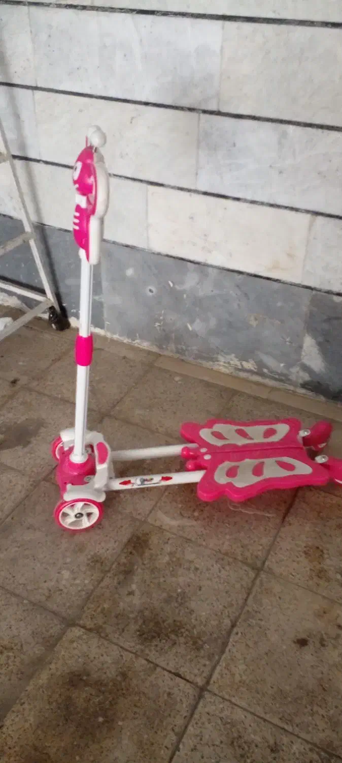 اسکوترچهارچرخ دوپا|اسباب‌بازی بچه|قزوین, |دیوار