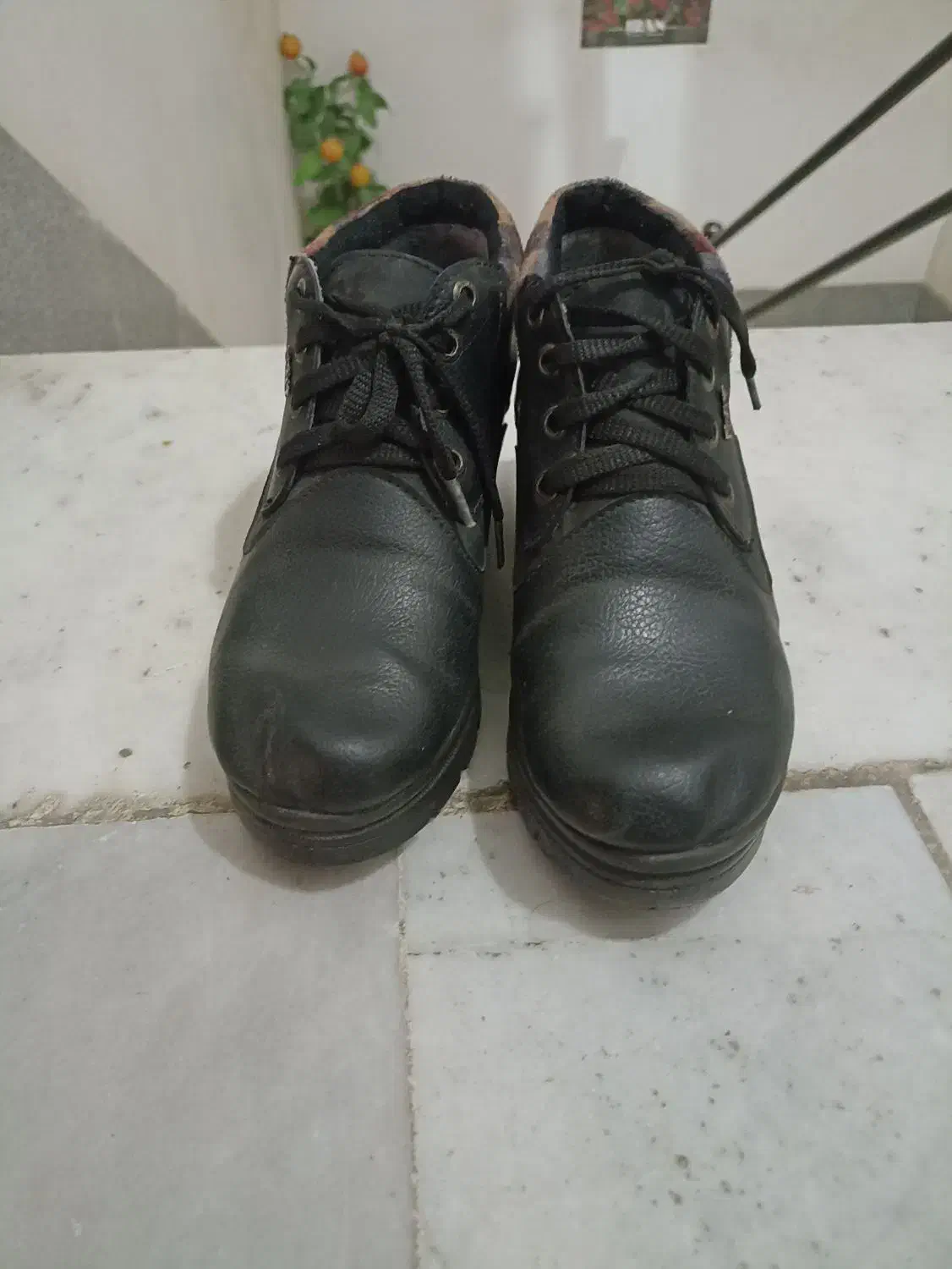 کفش|کیف، کفش، کمربند|بیرجند, |دیوار