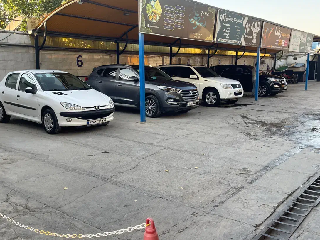 یک نفر ادمین خانم|استخدام اداری و مدیریت|کرج, چمن|دیوار