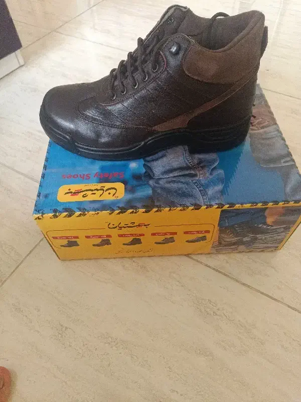 کفش ایمنی بهشتیان|کیف، کفش، کمربند|جم, |دیوار