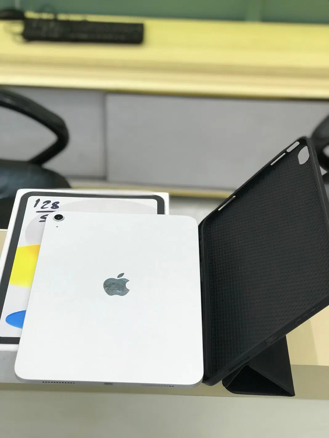 آیپد آ۱۶ a16 ipad نونو اوپن باکس|تبلت|قم, صفائیه|دیوار