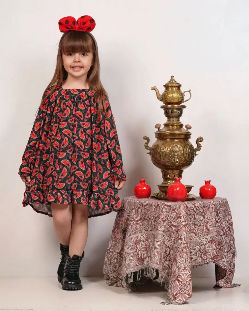 بافت انار یلدایی|لباس|لنجان, |دیوار