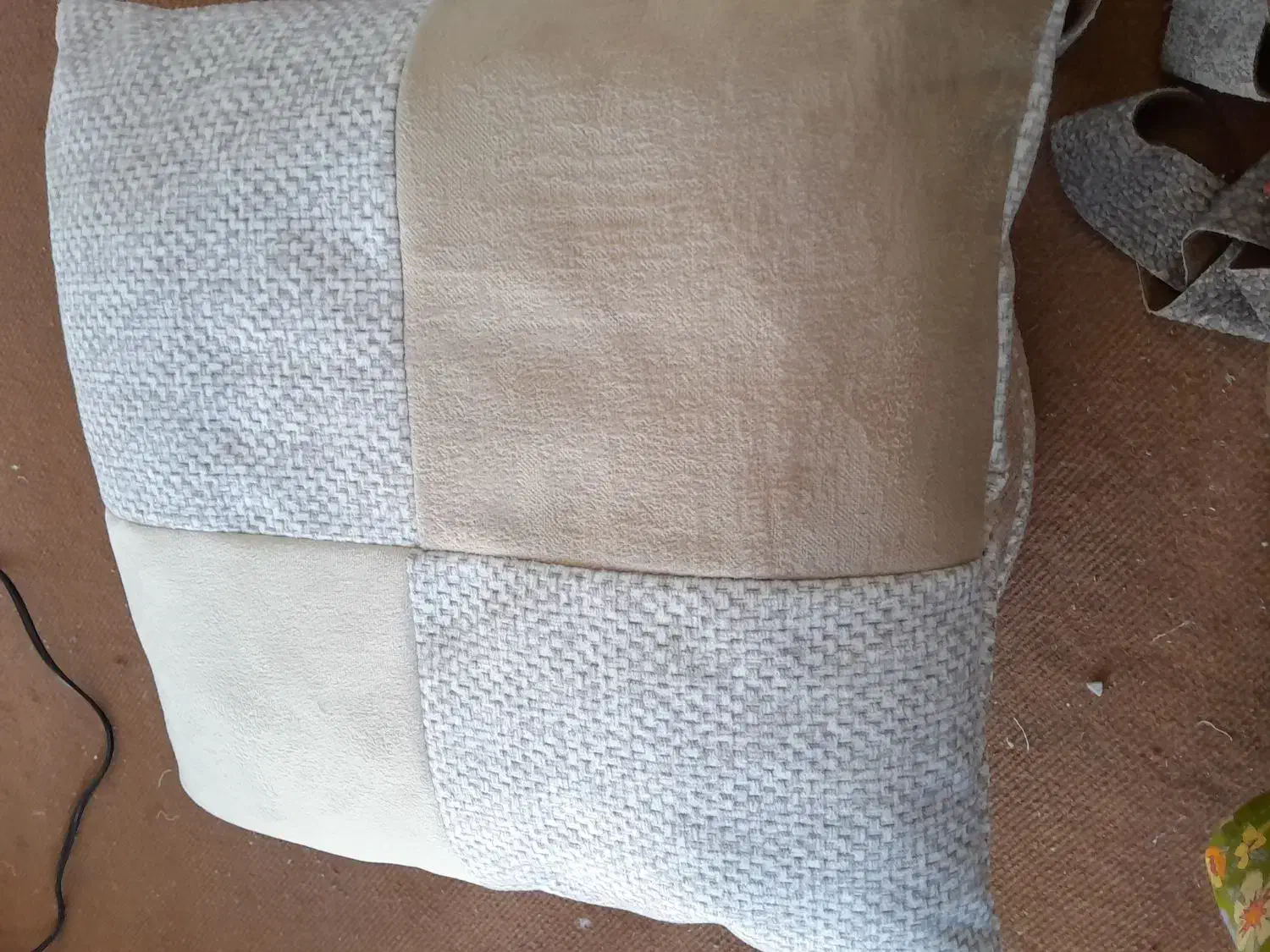 کوسن زیر پایی|مبلمان خانگی و میز عسلی|بندر ترکمن, |دیوار