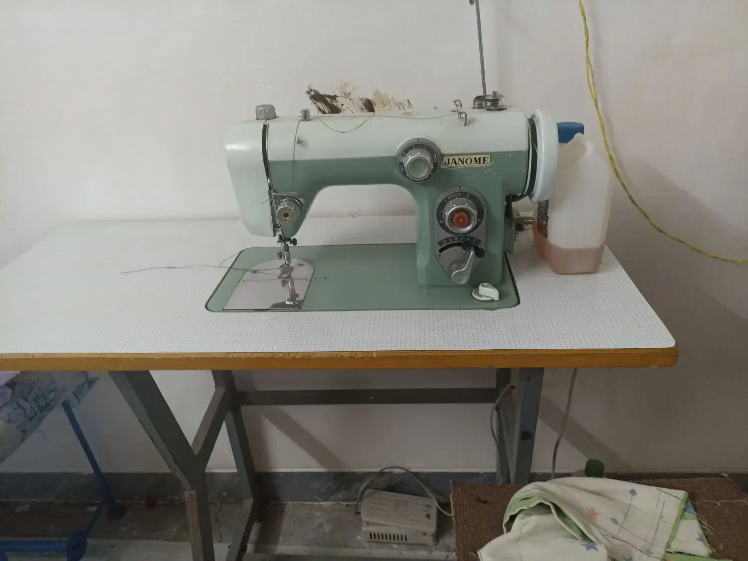 چرخ مادگی|چرخ خیاطی و ریسندگی|همدان, |دیوار