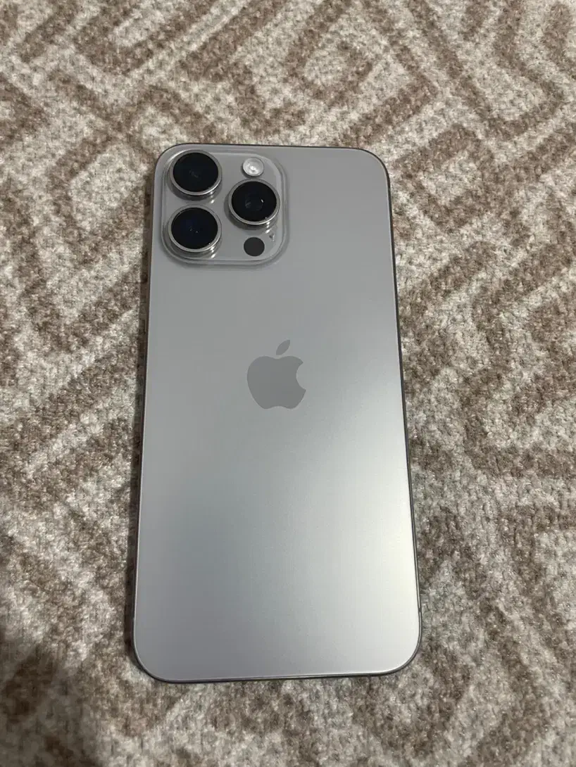 15 pro max|موبایل|قشم, |دیوار