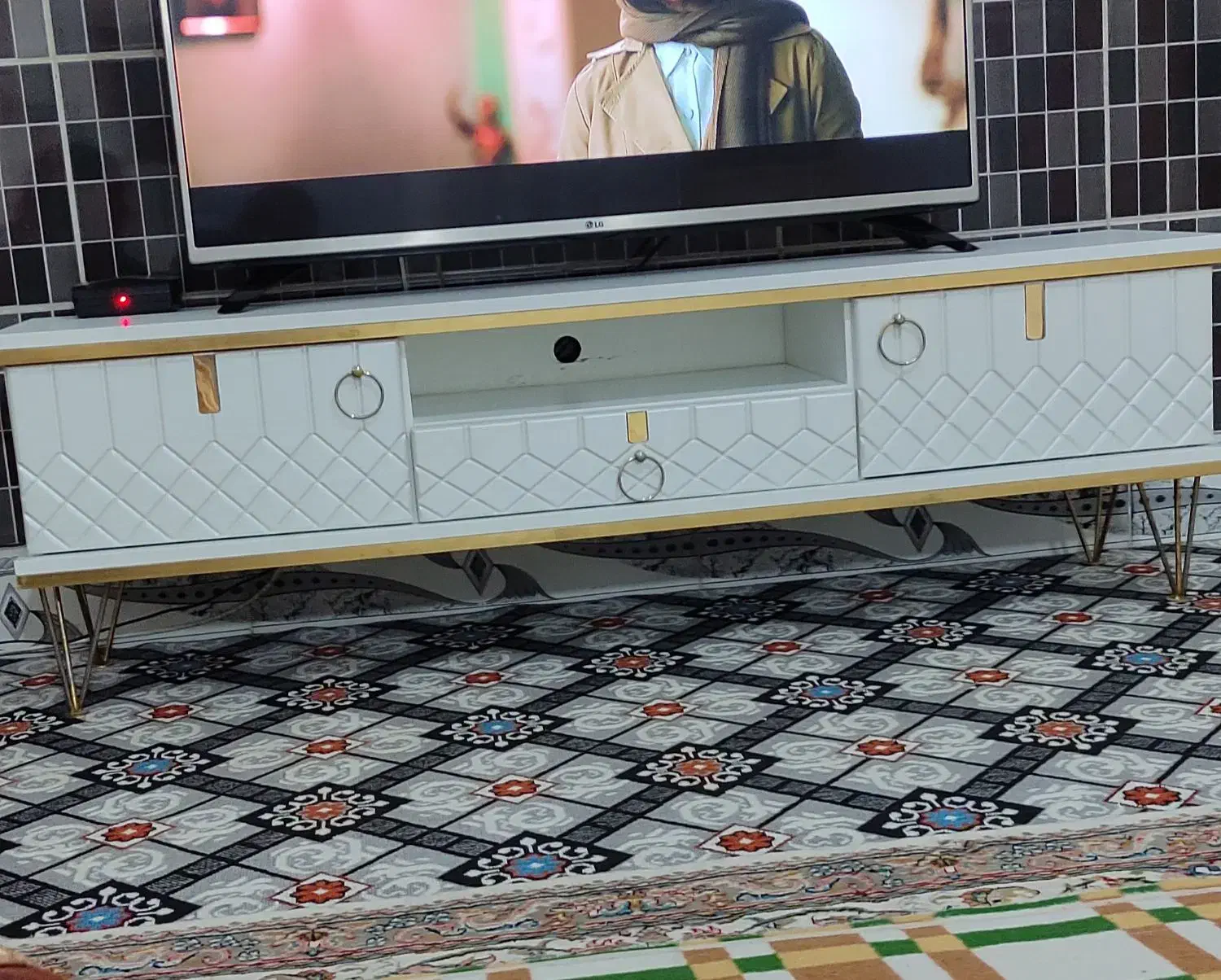 ست آینه کنسول زیرتلویزیونی وجاکفشی|بوفه، ویترین، کنسول|خرم‌آباد, |دیوار