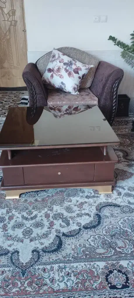 مبل راحتی|مبلمان خانگی و میز عسلی|اصفهان, حصه جنوبی|دیوار