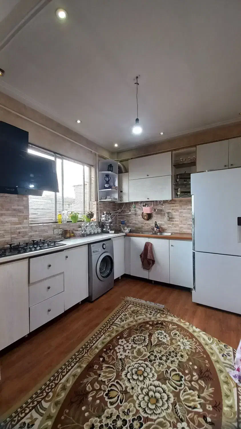 ۷۸متر ۲ خواب رازی|اجارهٔ آپارتمان|رشت, استقامت ۱|دیوار