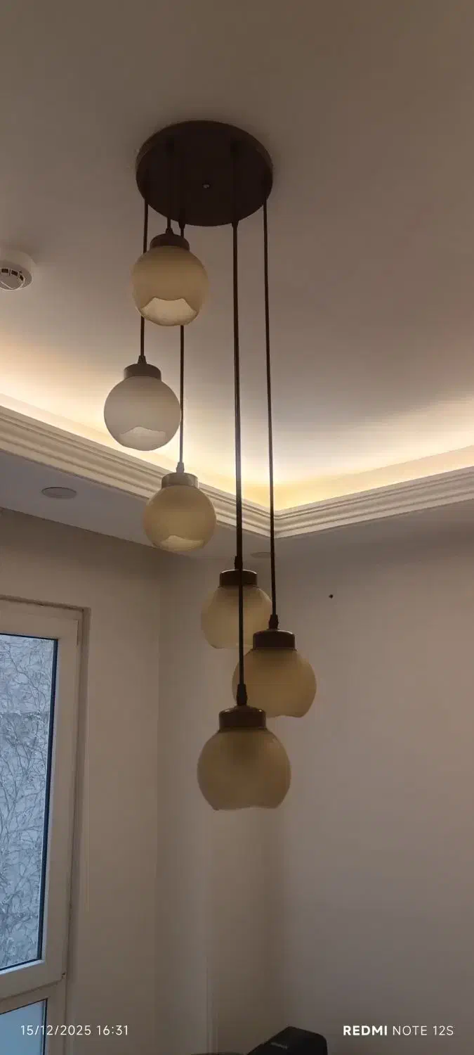 لوستر حبابی|لوستر و چراغ آویز|قم, انسجام|دیوار