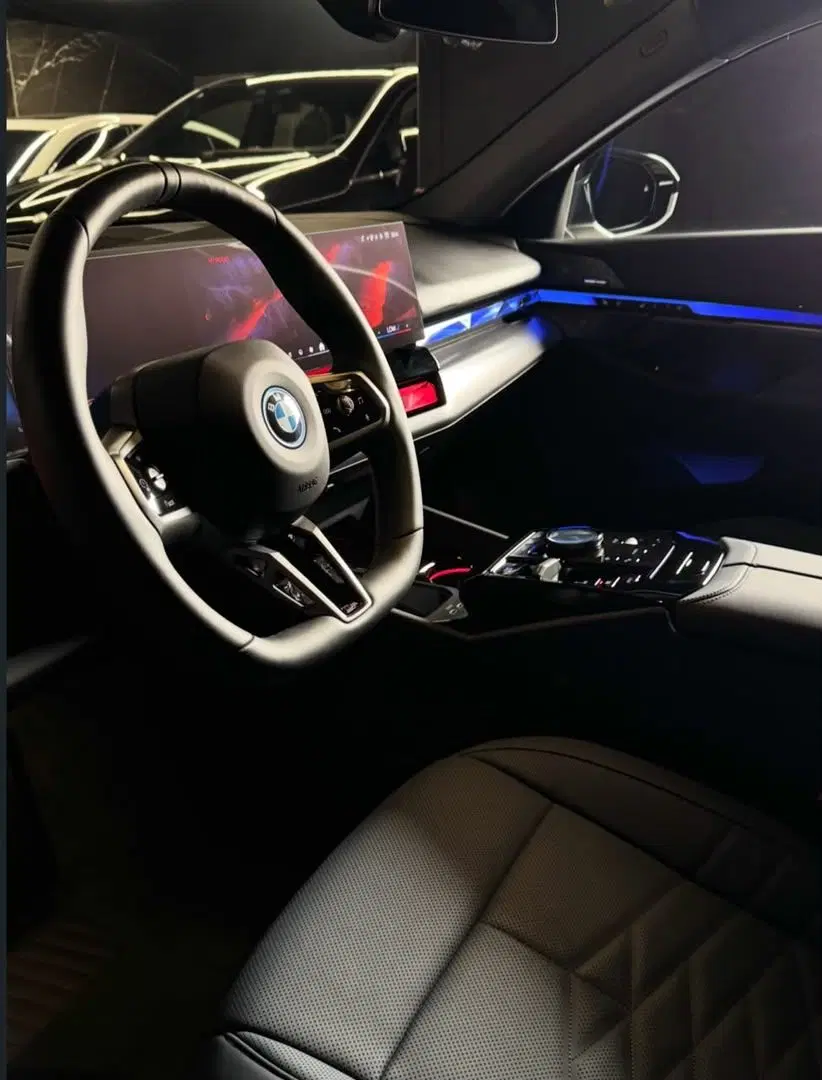 BMW i5|خودرو سواری و وانت|تهران, اختیاریه|دیوار