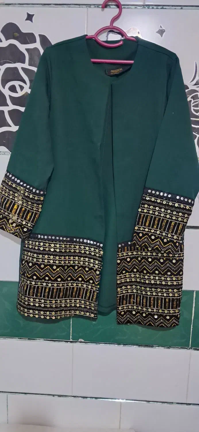 مانتو و تی شرت ورزشی|لباس|دهدشت, |دیوار