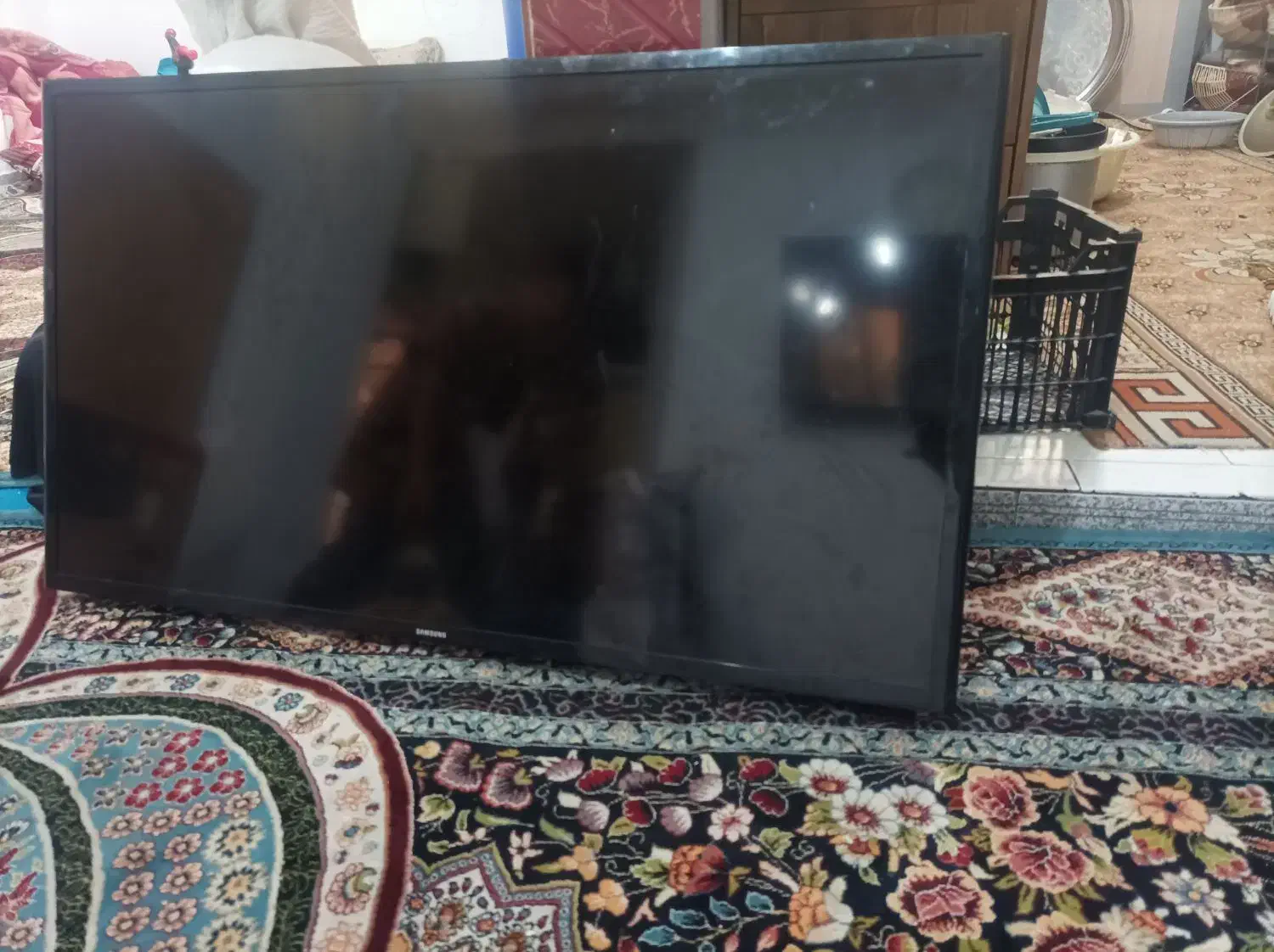 کارتن تلویزیون ال جی|تلویزیون و پروژکتور|چهاردانگه (تهران), |دیوار