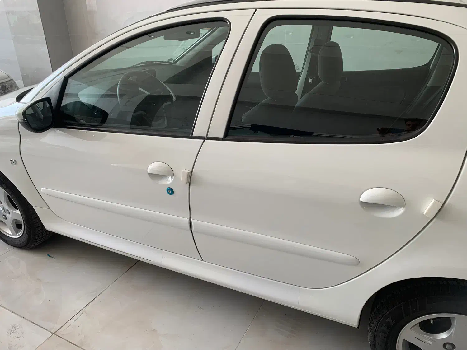 ۲۰۷ در حد خشک|خودرو سواری و وانت|بوشهر, |دیوار