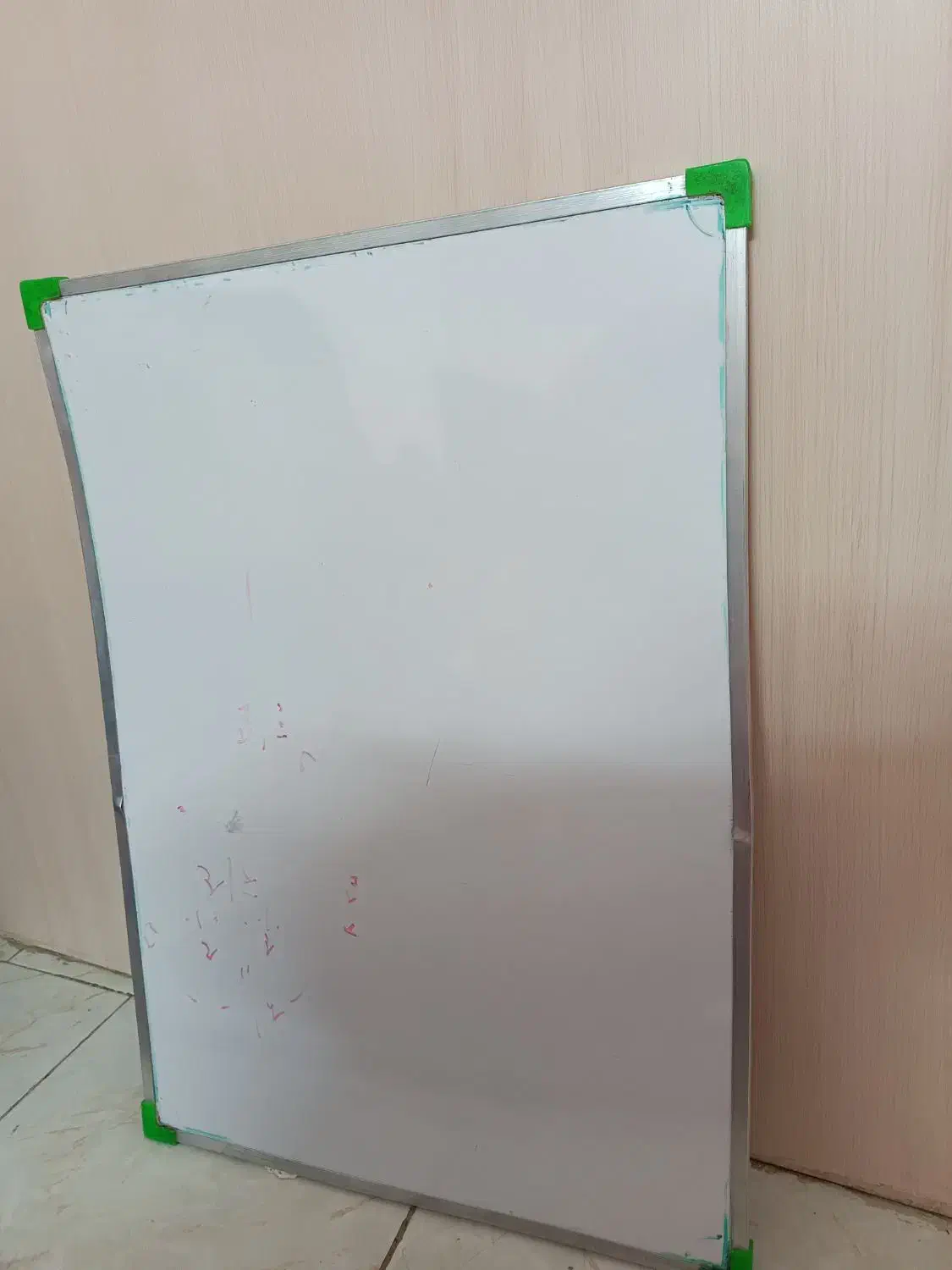 تخته وایت برد ۵۰در۷۰|لوازم التحریر|تهران, مینای شمالی (مخبر)|دیوار