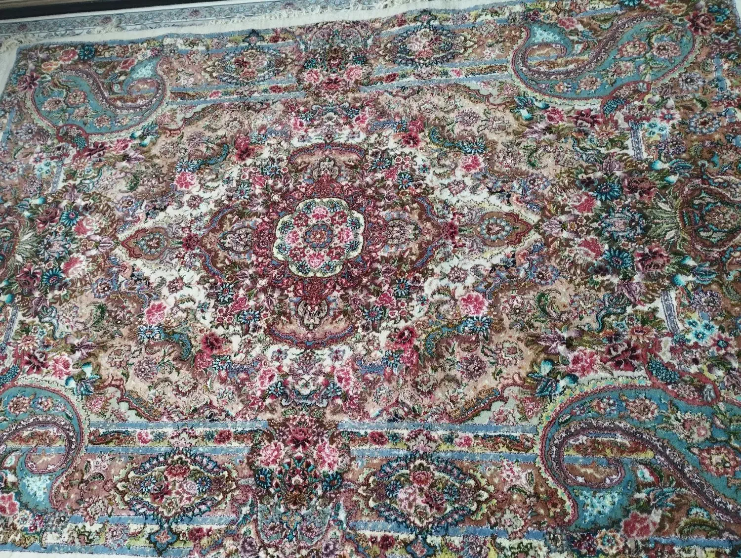 فرش نیمه کاره جفت شیش متری|فرش|مرند, |دیوار