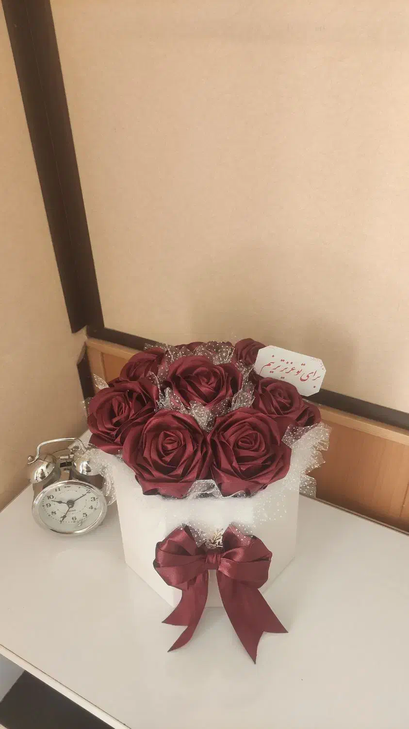 باکس گل و دسته گل آماده ی فروش|گل مصنوعی|شیراز, شهرک سراج‎|دیوار