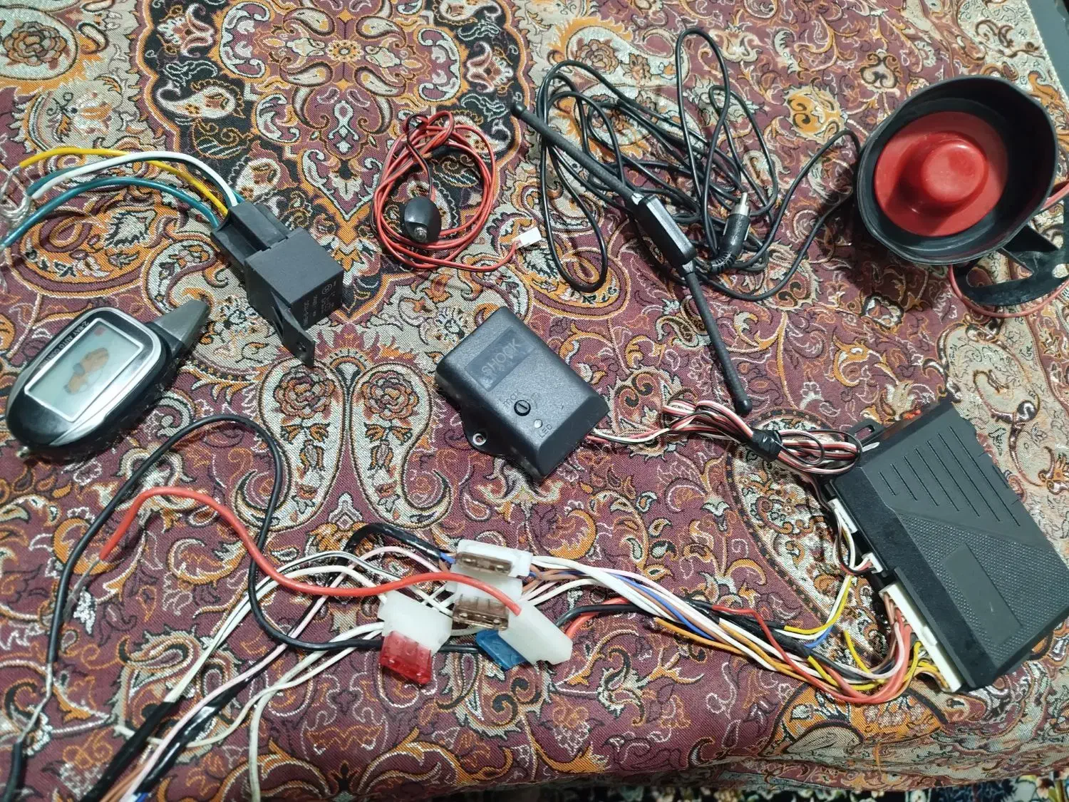 دزدگیر خودرو|قطعات یدکی و لوازم جانبی|کوهدشت, |دیوار