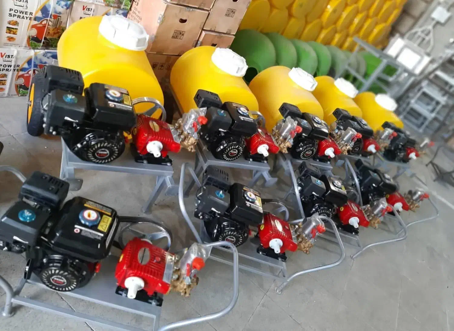 سمپاش فرغونی زنبه ای 180 لیتری وارداتی چهارچرخ اصل|ماشین‌آلات صنعتی|تهران, شهید رجایی|دیوار