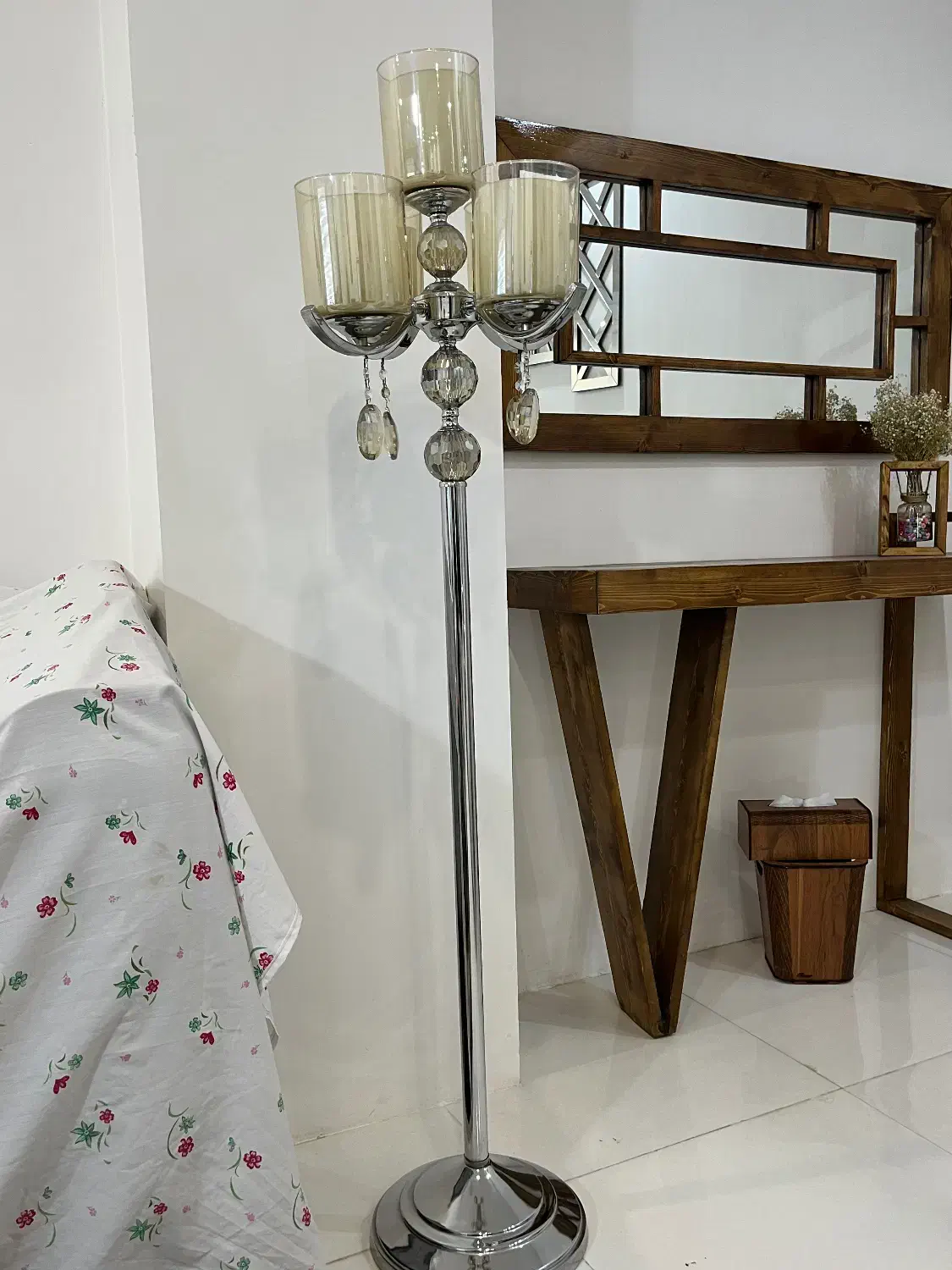 اباژور۵شعله|چراغ خواب و آباژور|قدس, شهرقدس|دیوار