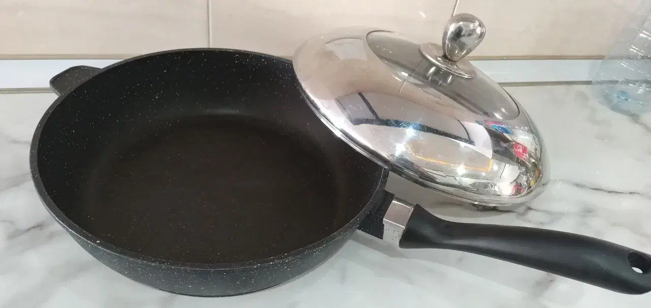 مایتابه چدن|ظروف پخت‌وپز|پردیس, فاز ۲|دیوار