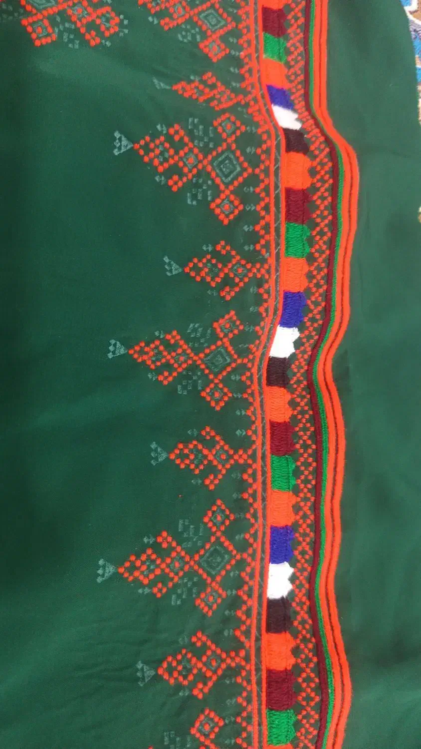 دوچگر شیرازه وپیلوار|لباس|سراوان, |دیوار