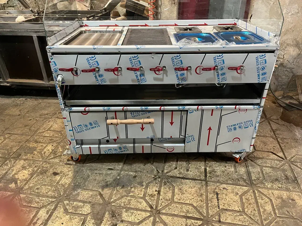 گاز استیل / فر صنعتی /اجاق گاز اشپزخانه/گاز مطبخ|کافیشاپ و رستوران|کرج, خرمدشت|دیوار