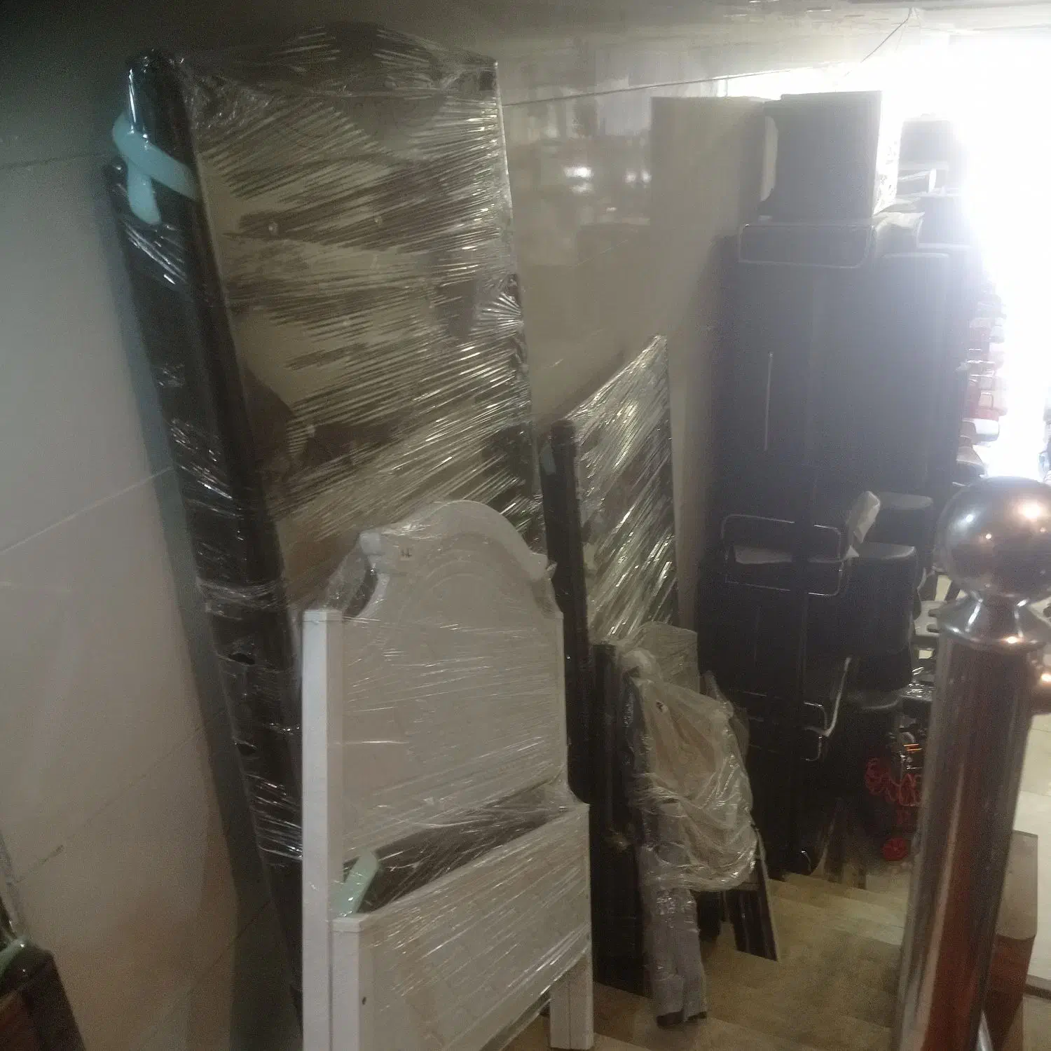 تخت فلزی|تخت و سرویس خواب|اصفهان, زاجان|دیوار