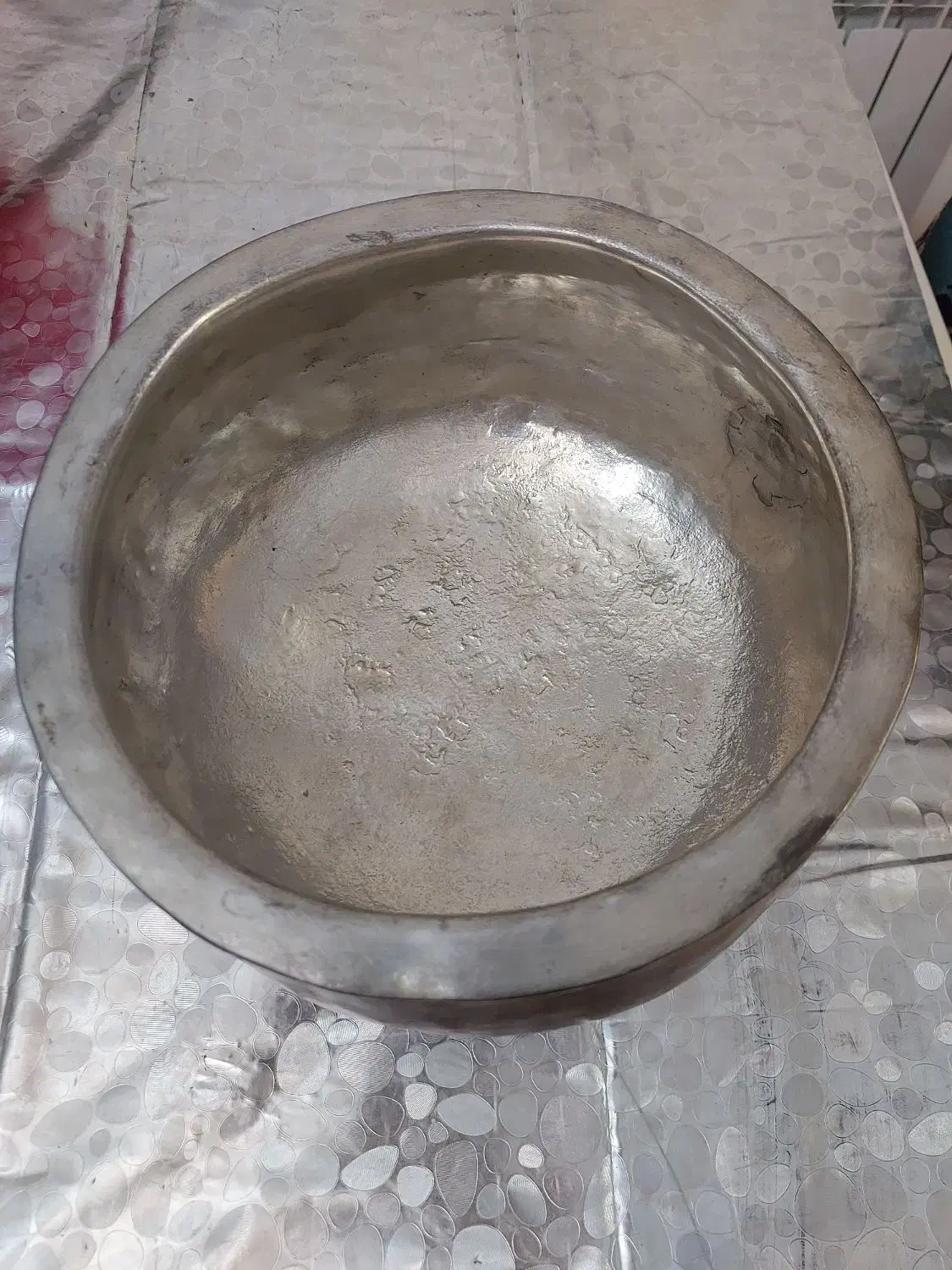 ظروف مسی قدیمی|کلکسیون اشیاء عتیقه|تهران, نیروی هوایی (پیروزی)|دیوار