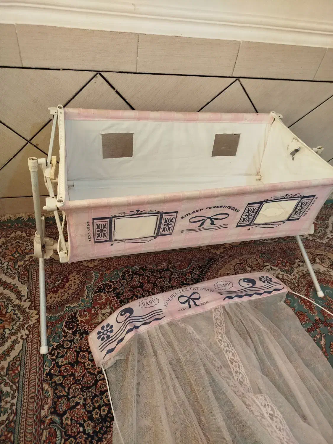 گهواره|کالسکه و لوازم جانبی|یاسوج, |دیوار